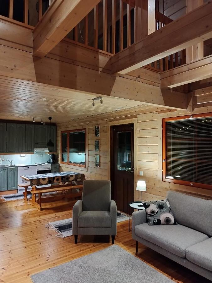 Villa Vihreae Helmi Kuusamo Esterno foto