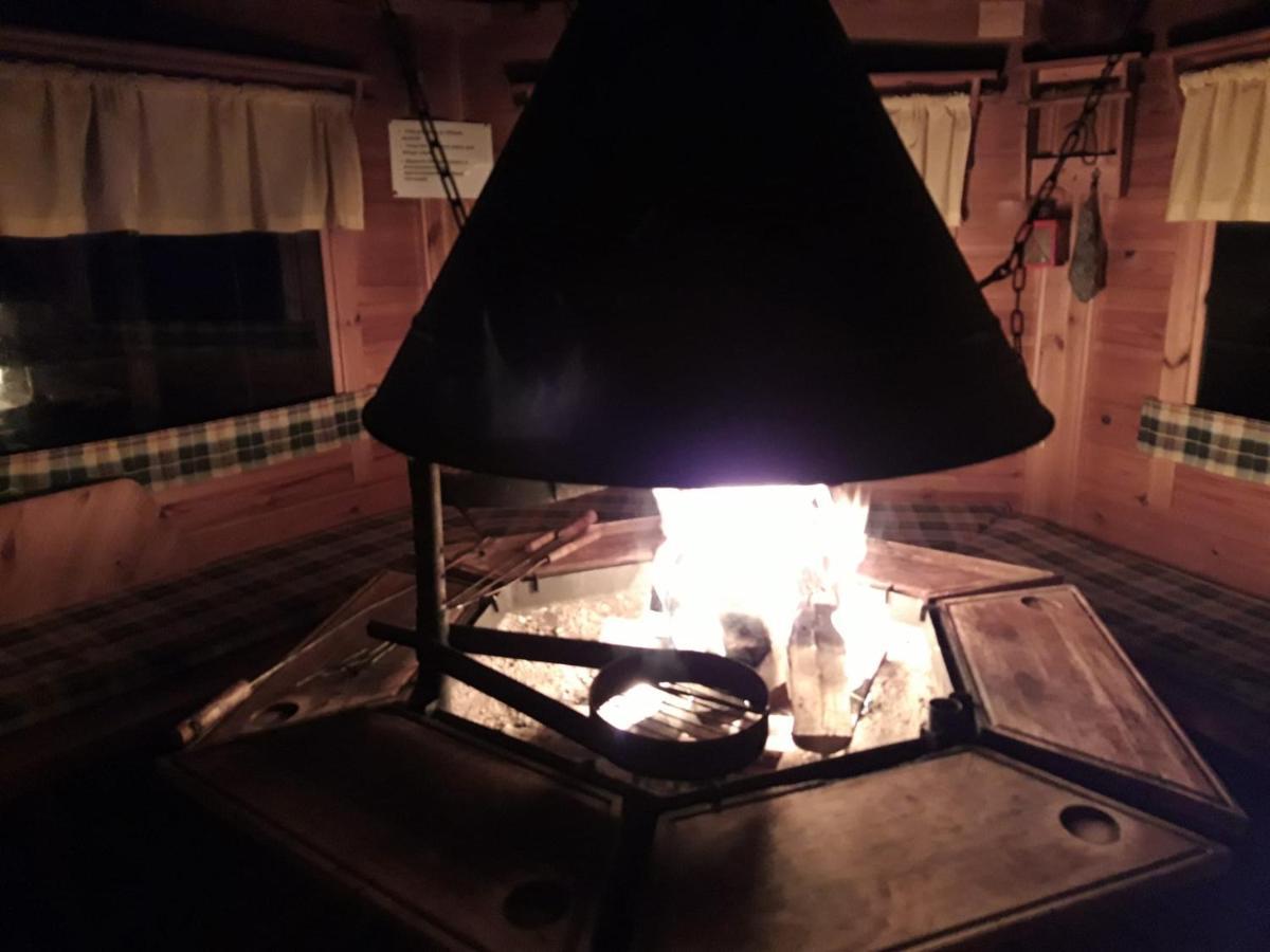 Villa Vihreae Helmi Kuusamo Esterno foto